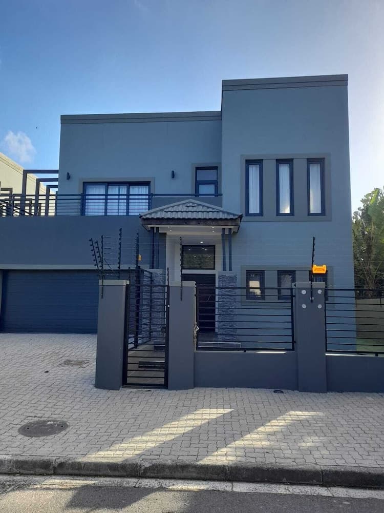 Konaklama yerinin ön cephesi