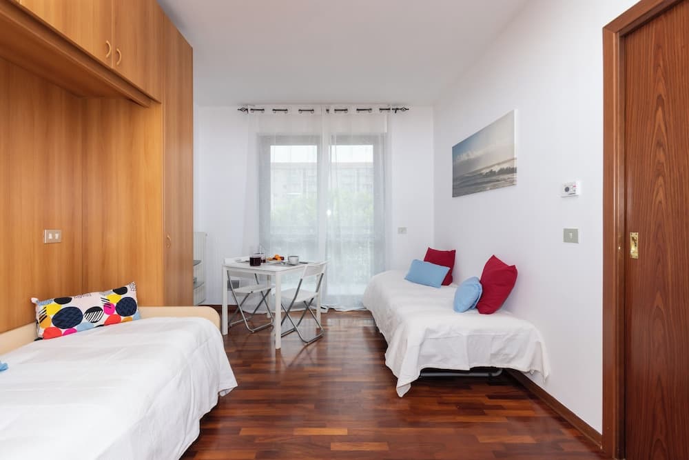 Studio con terrazzo vicino l'università