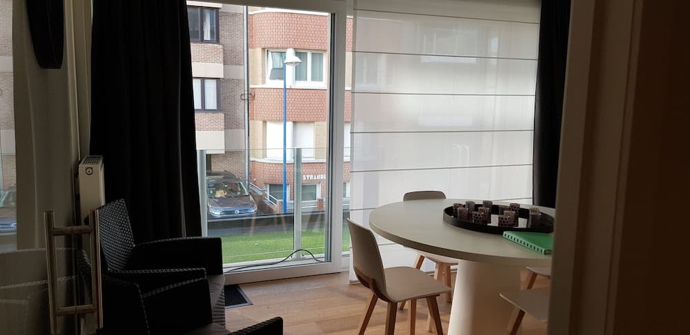 La digue 102 - zeedijk Koksijde-bad