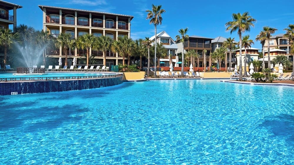 DOG Friendly Seacrest Home With Easy Access to Resort Pool + Beach Tram