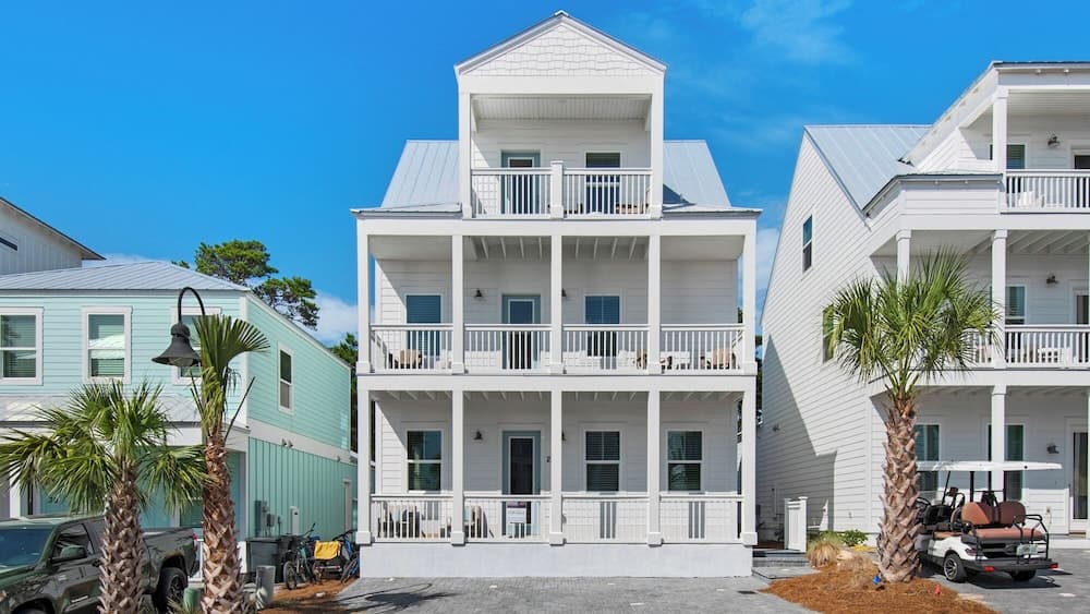 Spacious 4BR With 2 Master Suites, Golf Cart, .3 Miles to Beach - Sleeps 15
