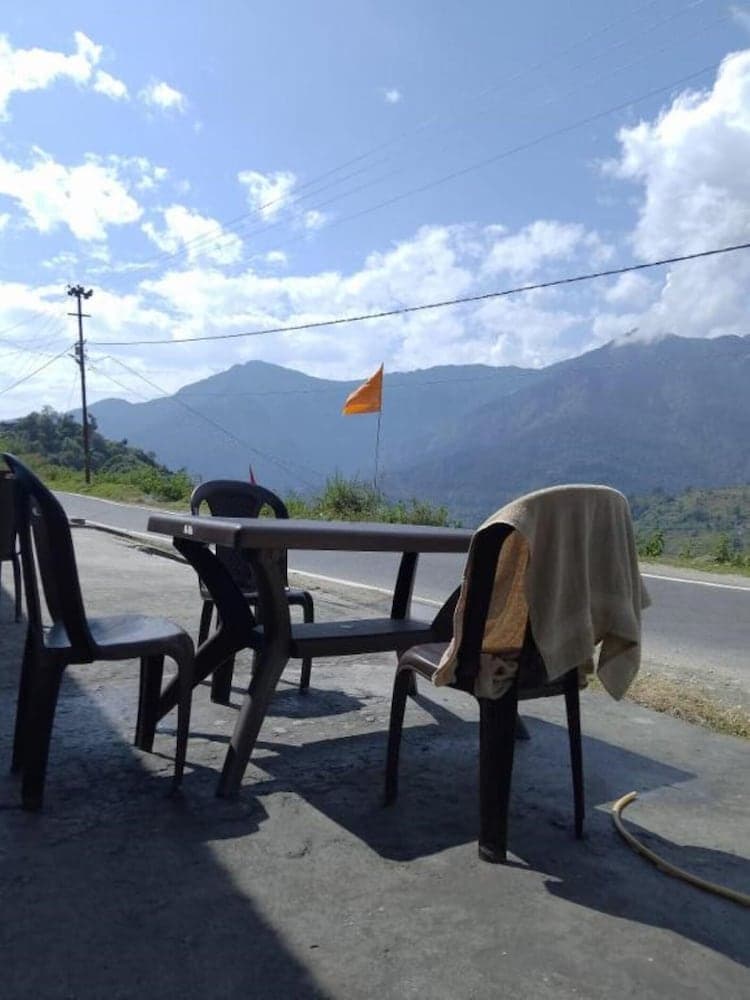 Kartiky homestay & restautant Gopeshwer