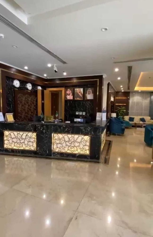 Reef Home Luxury Hotel