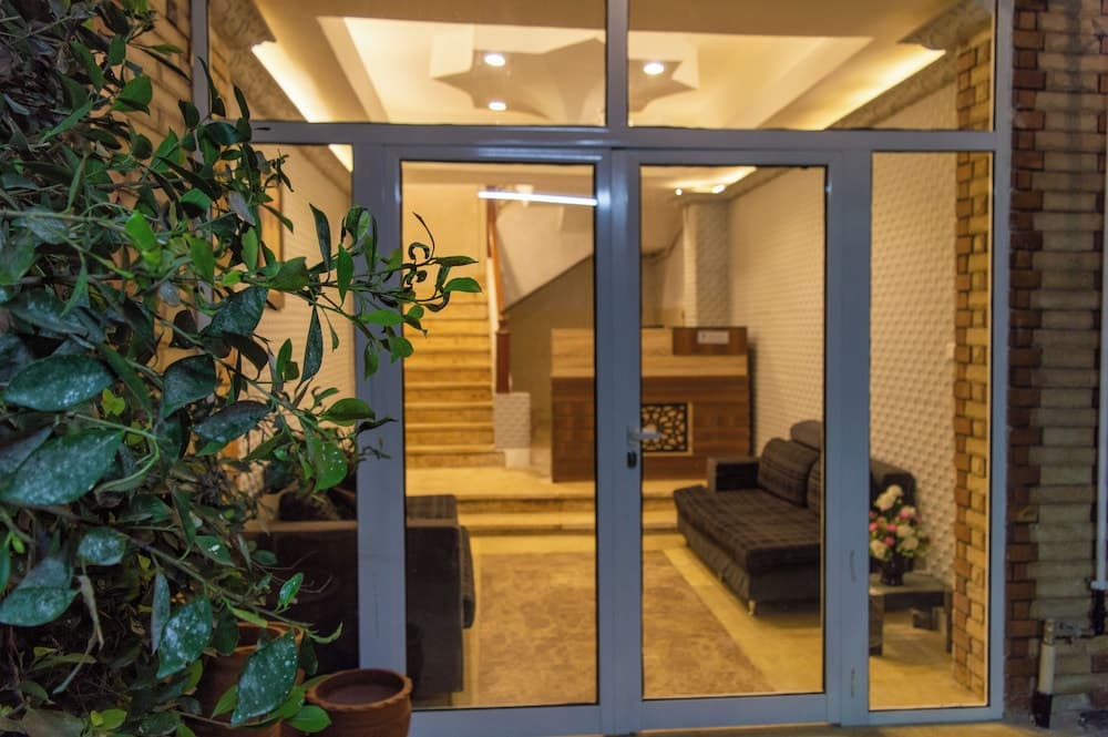 Giriş/çıkış büfesi