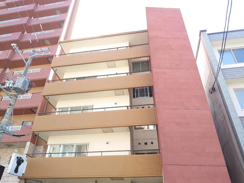 Van Vale South House 505