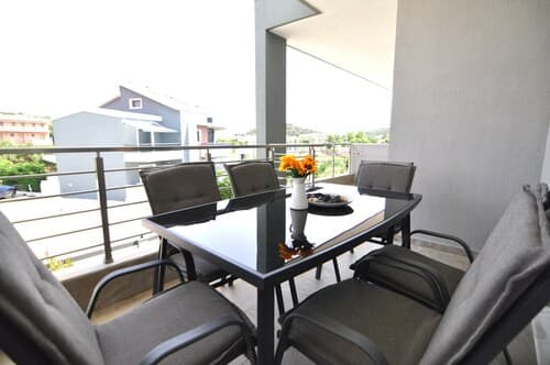 Zennova 60 Nikiti Family Apt