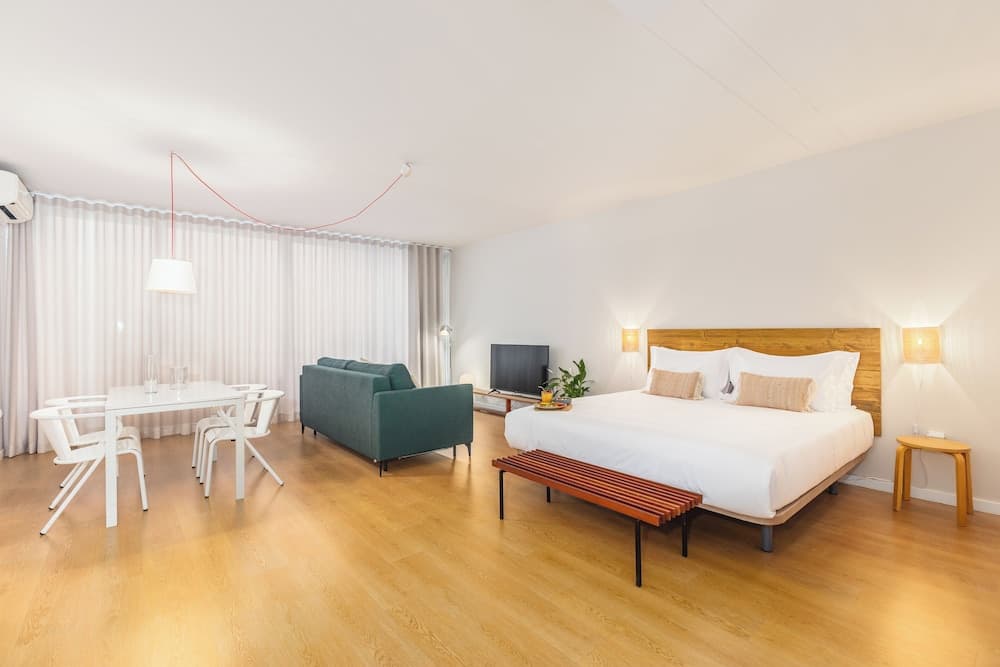 Aspasios Clérigos Apartments