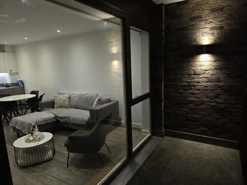 Luxurious 2-bed Haven in the Heart of Barking