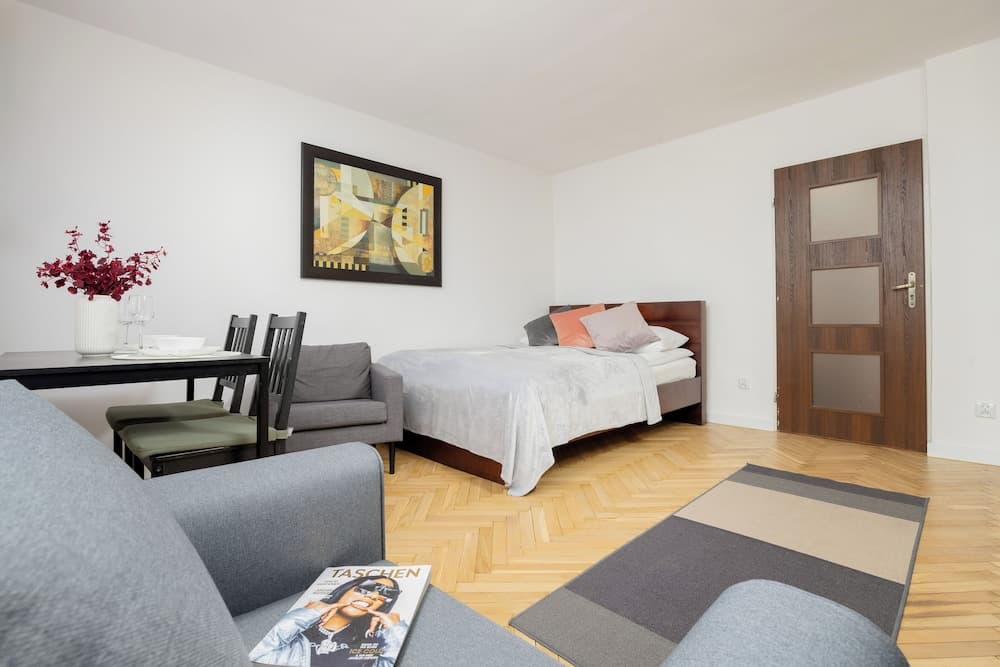 Studio Bagno Warsaw Downtown by Renters