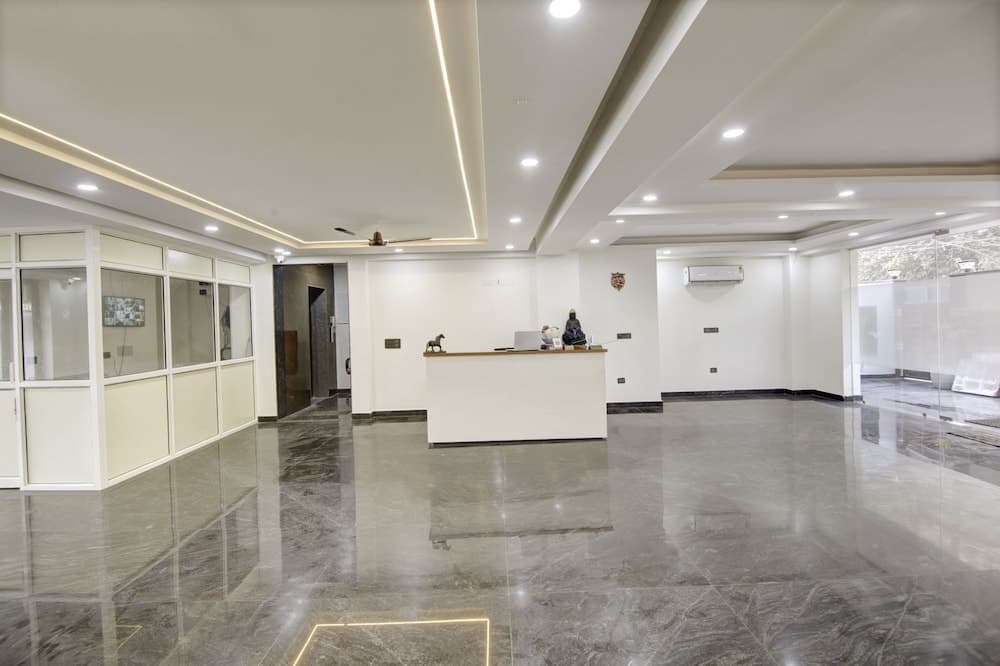 360 Degree Hotel Medicity