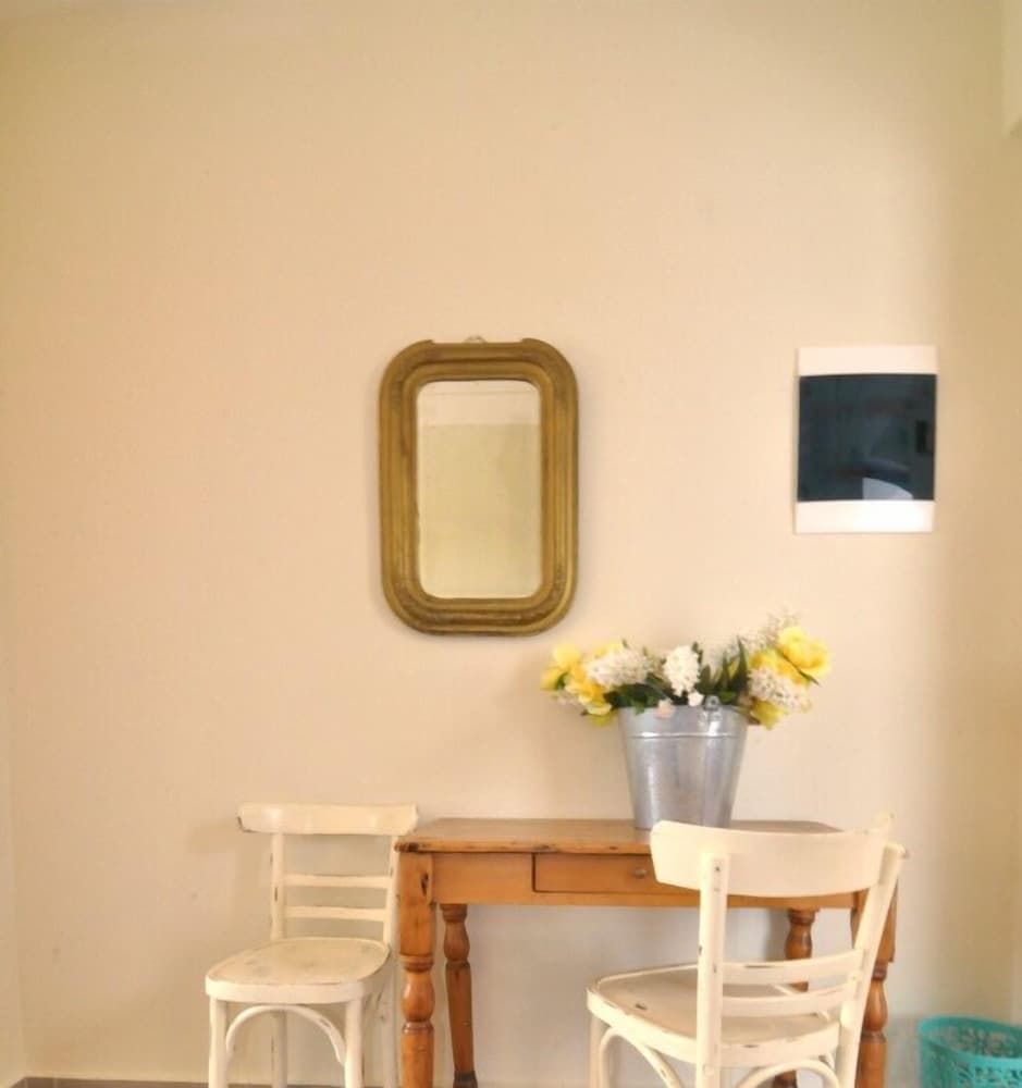 Zennova 61 Boutique Studio in Nikiti