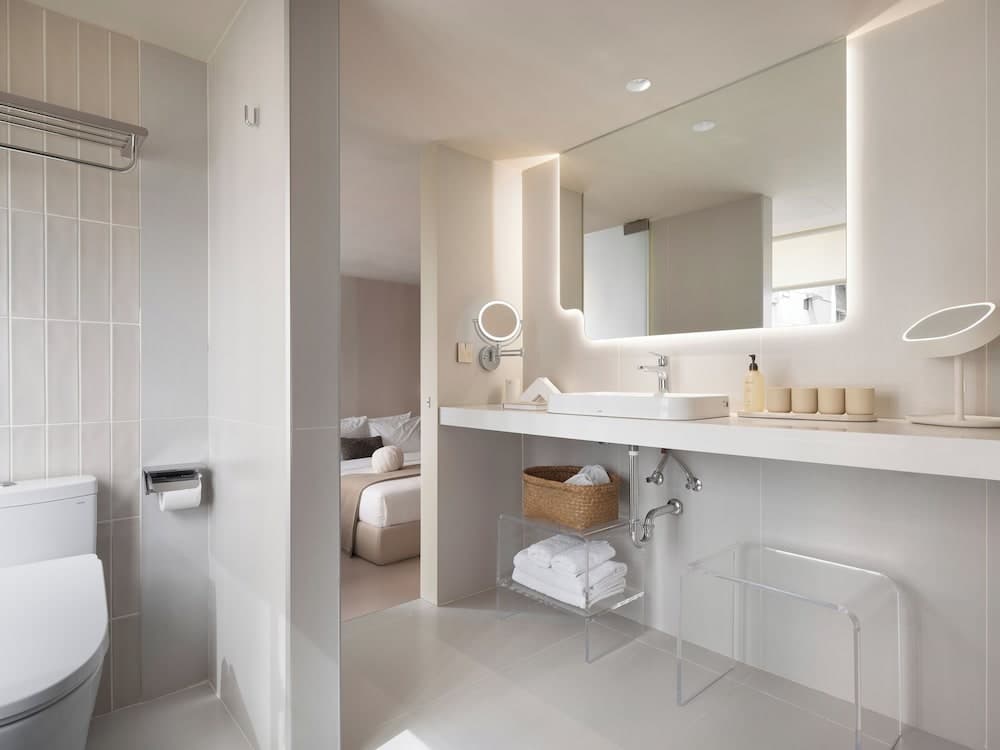 LOREHOTEL