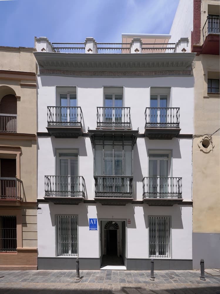 Naranjas y Limones, by Homing U