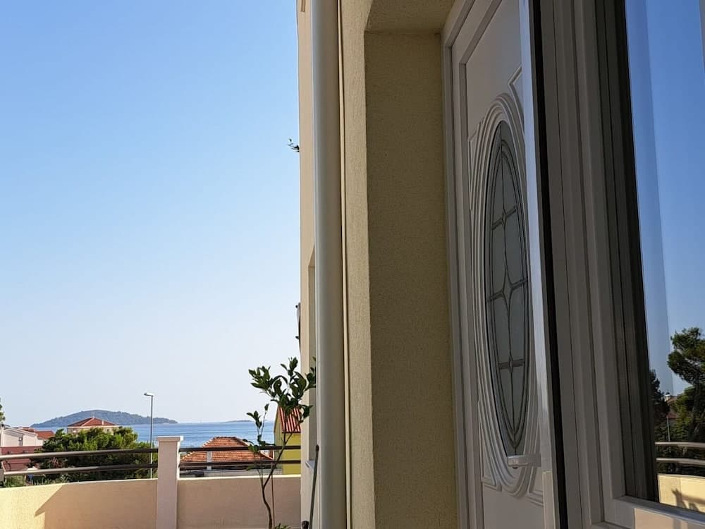 Jere - Modern and Near the sea - SA1