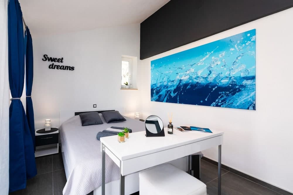 Fani - Autentic - sea View - H