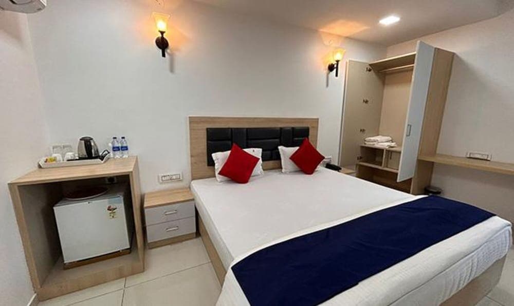 FabHotel Prime Anika Suites