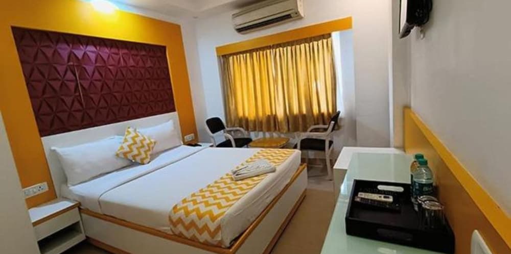 FabHotel Prime Stalin Pleasant Park