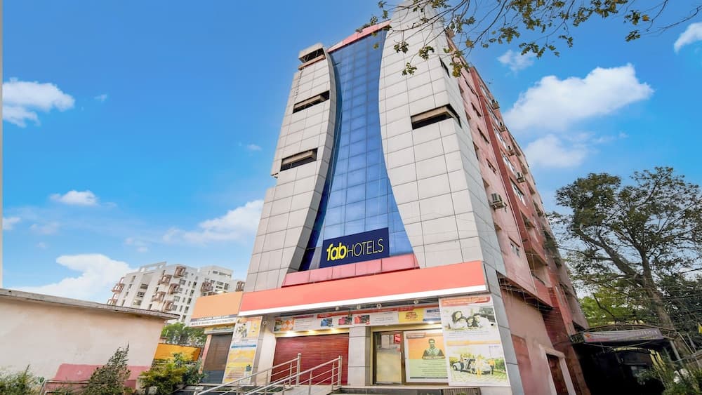 FabHotel Star Lotus