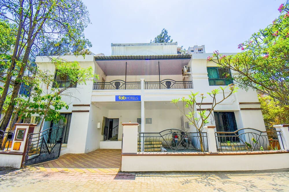 FabHotel The Star Heaven