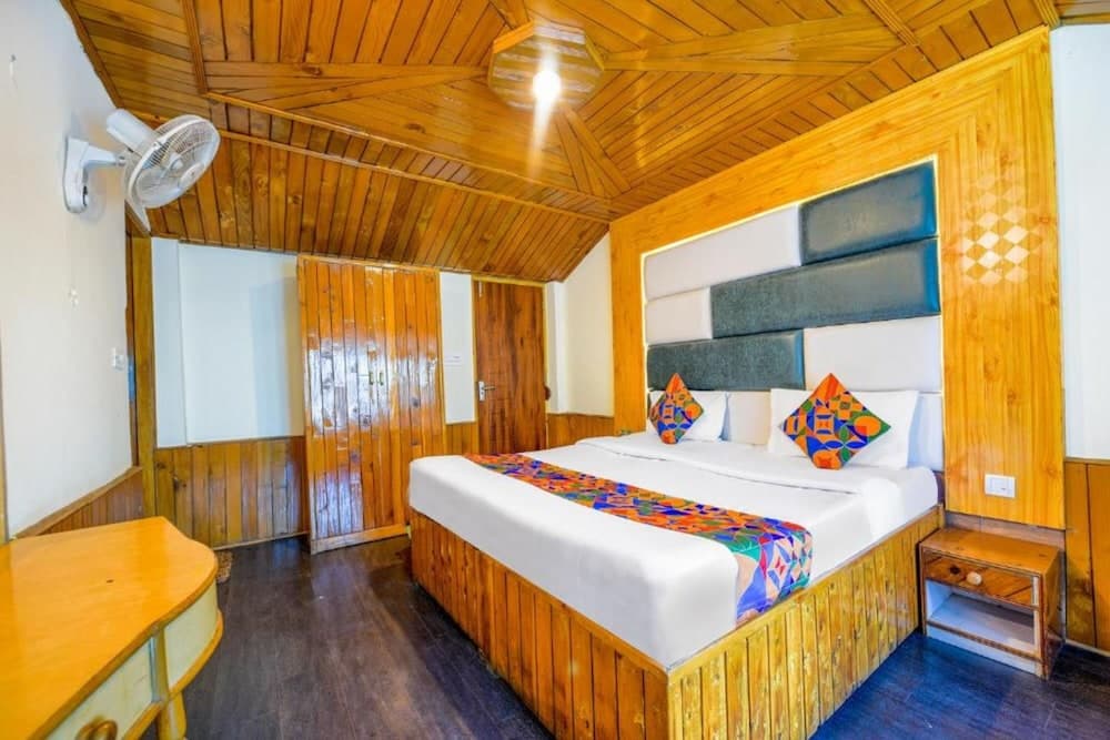 FabHotel Mountain View Cottage