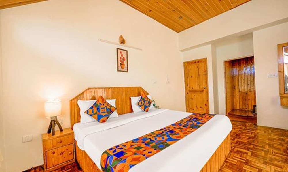 FabHotel Cloud 9 Cottage