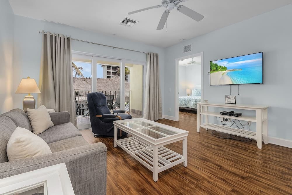 Harbour House at the Inn Unit 205 by RedAwning - 15% off through September 2024