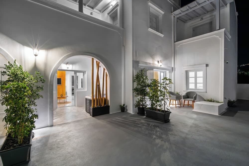 Oliva Apartments