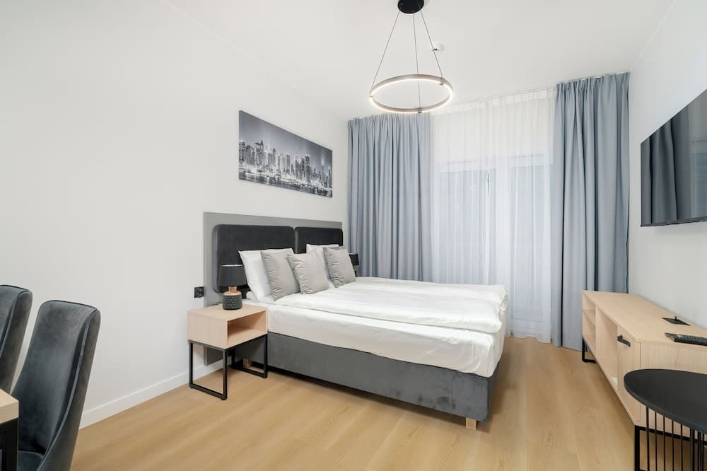 Modern Studio for 2 by Renters