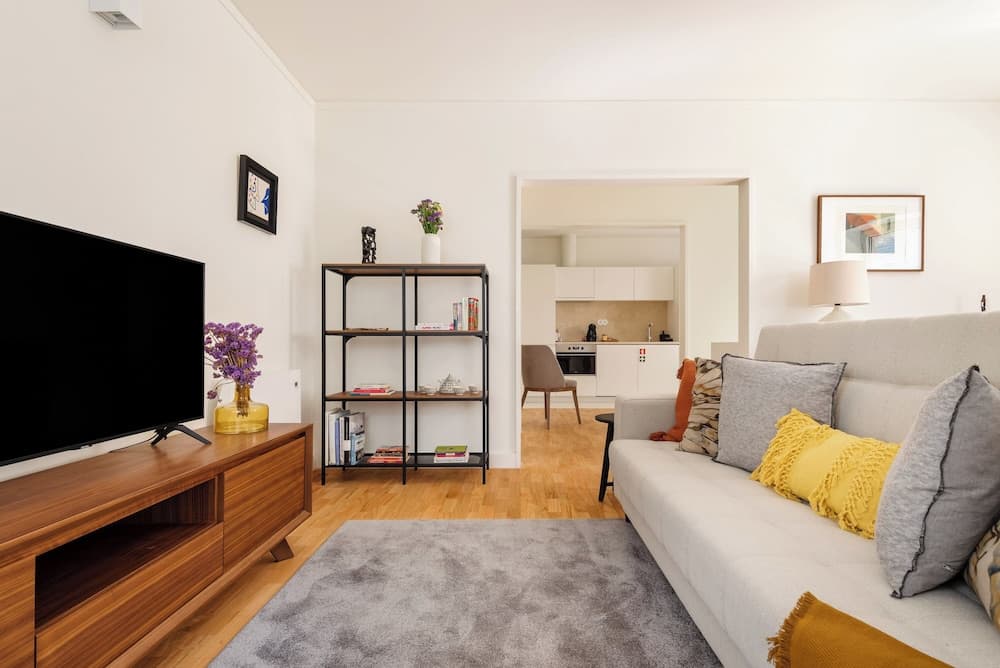 Acm014 Spacious 2BR Duplex in the Ground Floor