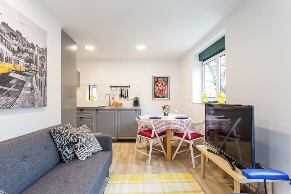 Real02 · Petite Príncipe Retreat