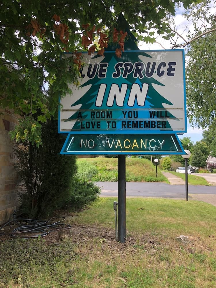 Ludington Blue Spruce Inn