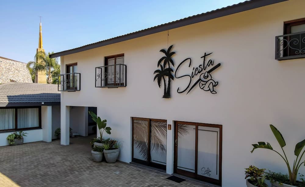 Siesta Manor Guesthouse