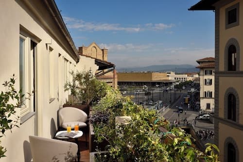 Floren Hotel