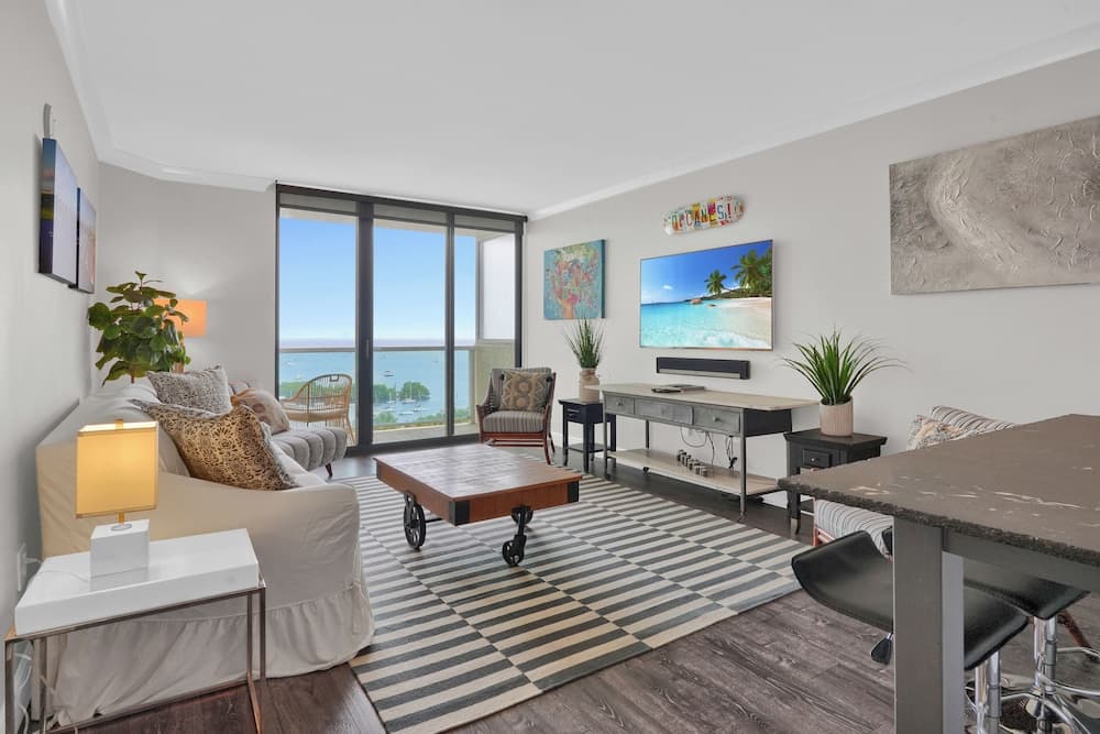 Sight of SAIL Boats Tranquil 1 bedroom