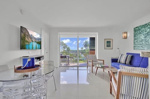 Gorgeous Spacious 2bed Bayview Apartment