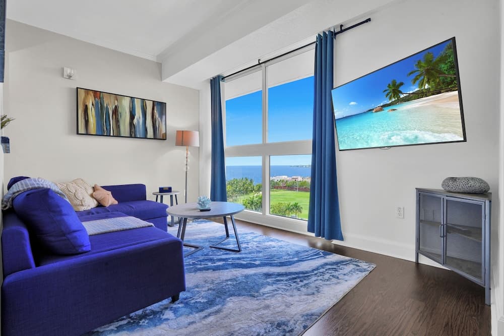 Ocean View 2 Bedroom in Coconut Grove