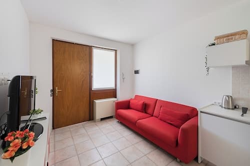 Mandorli 1-18 by Wonderful Italy