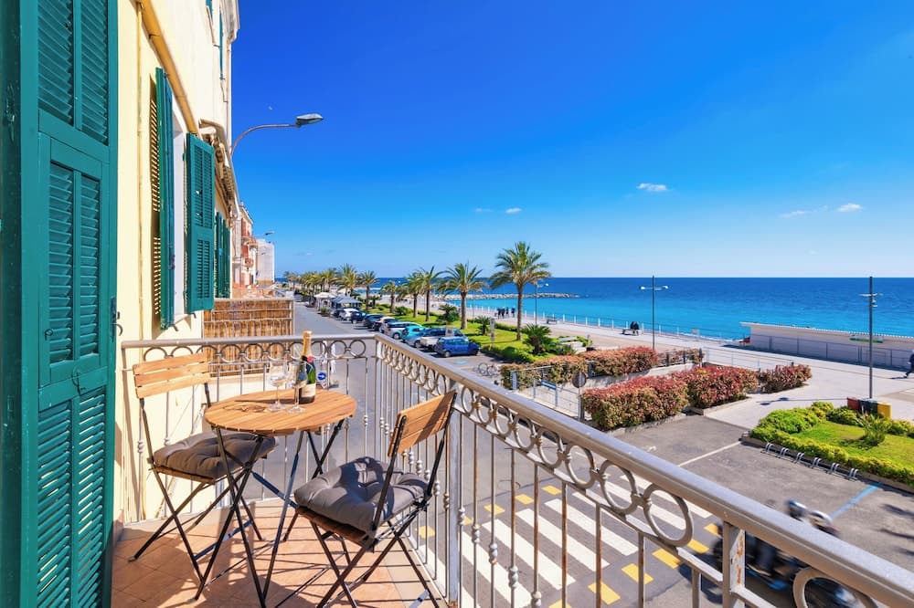 Appartamento fronte mare a Ospedaletti