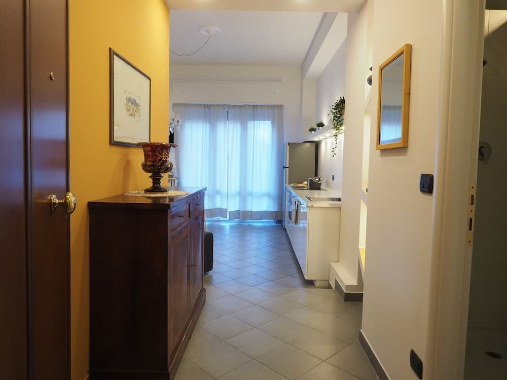 Guglielmo City Center Studio