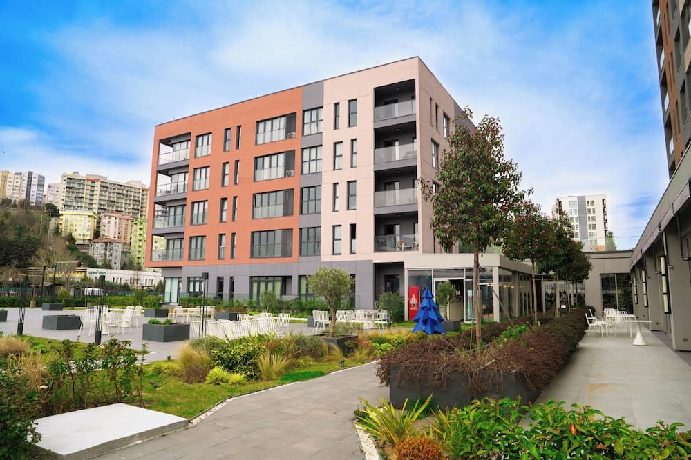 The Superior Living Kağıthane