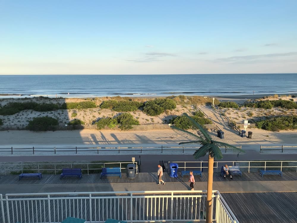 Plaj/okyanus manzarası