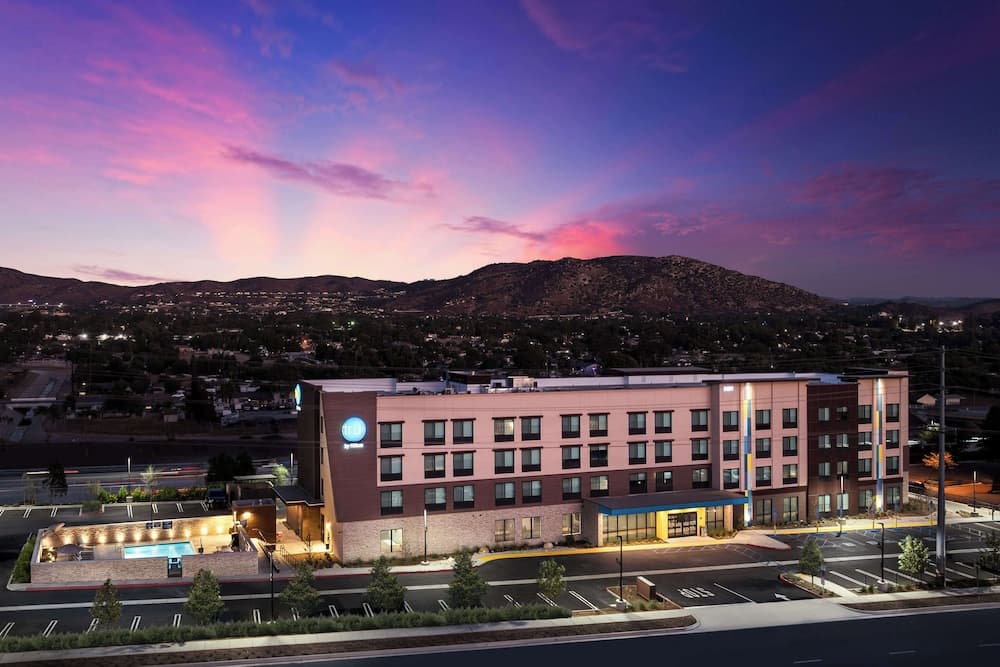 Tru by Hilton Norco Eastvale