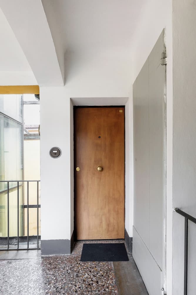 White Leaves Studio by Wonderful Italy