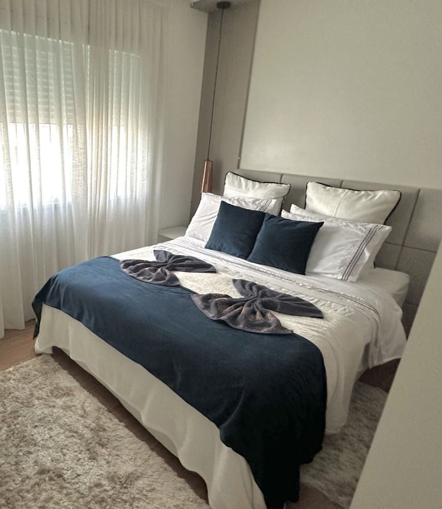 Apto 406 Luxuoso, Barreiros, Prox Shop Itaguaçu, BR, Entrada Florianópolis