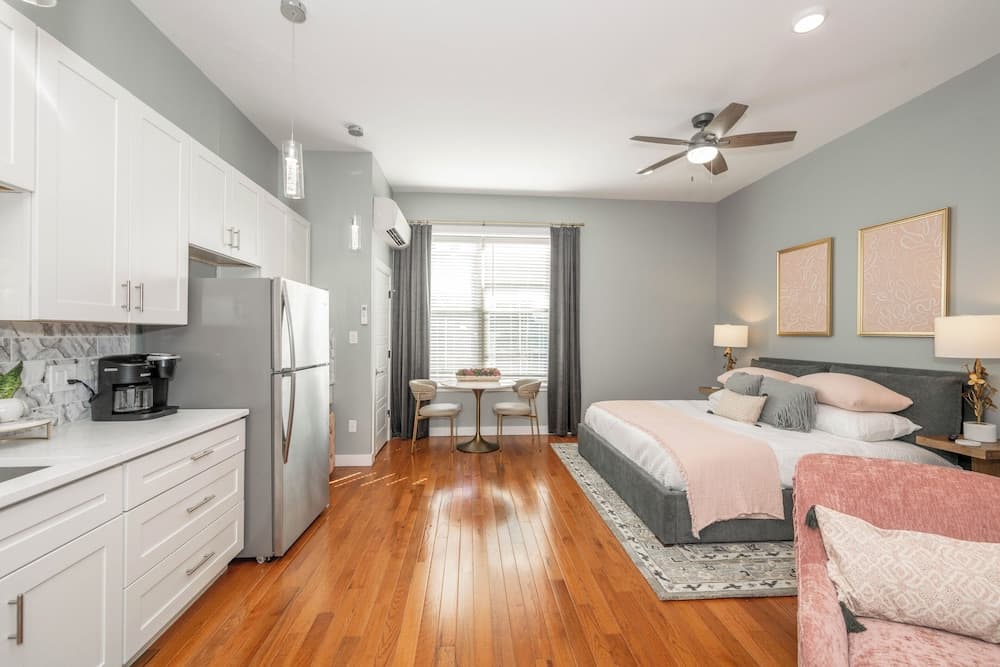 Findlay Market Suite 5