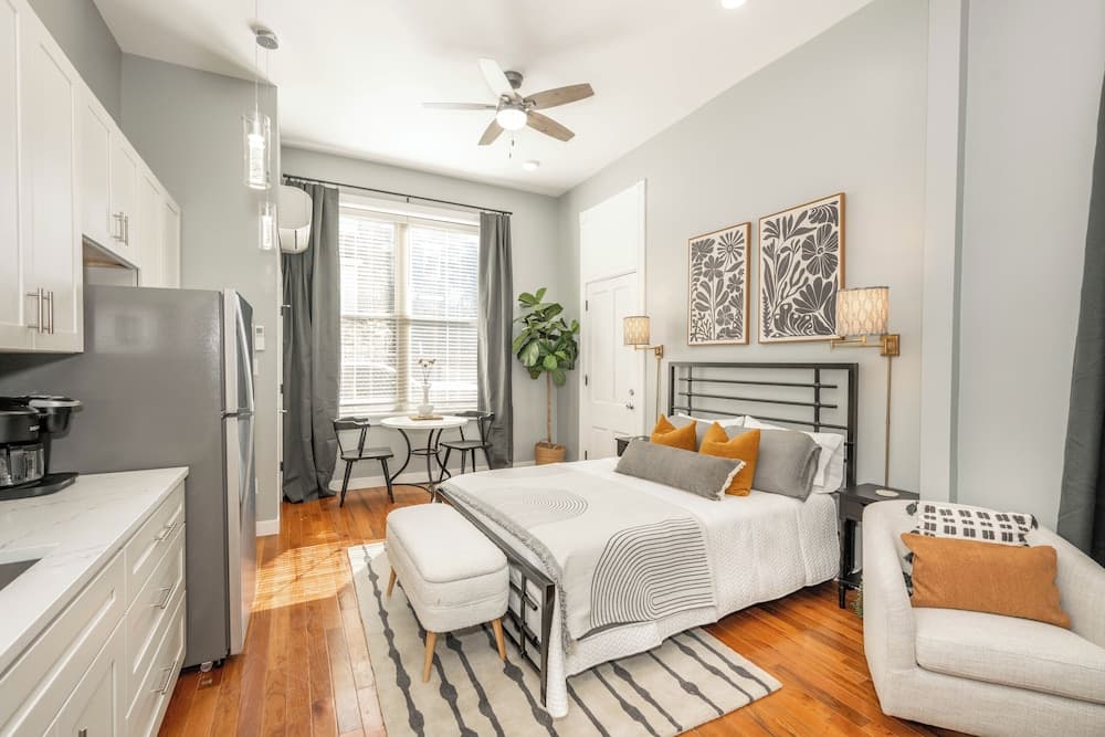 Findlay Market Suite 1
