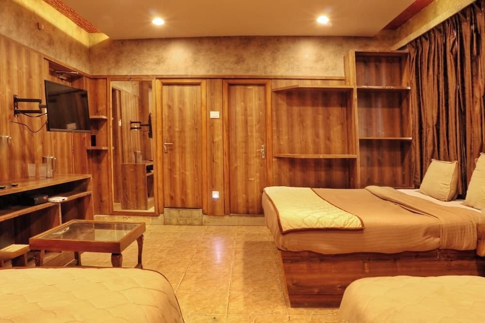 DeSanthosh Residency