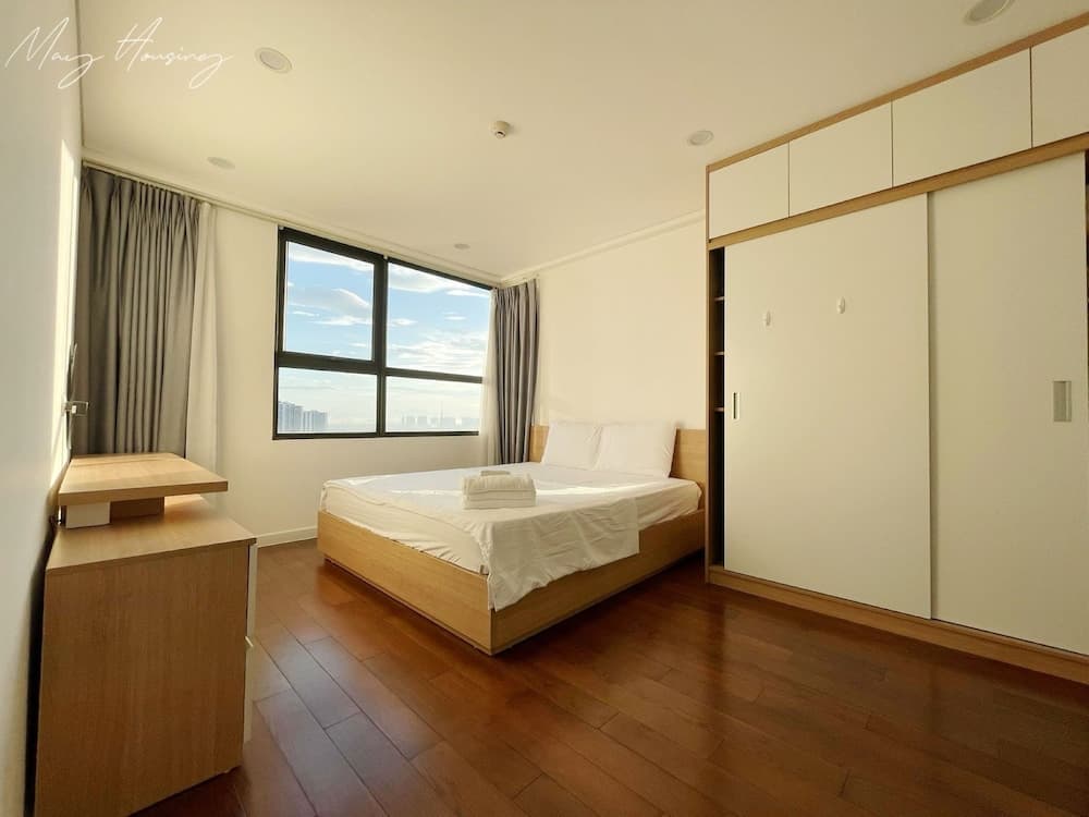 May Housing - D'capitale