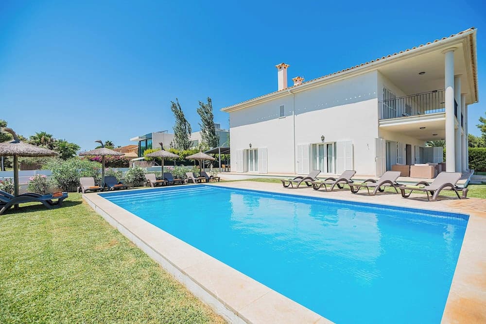 Villa Quiros II