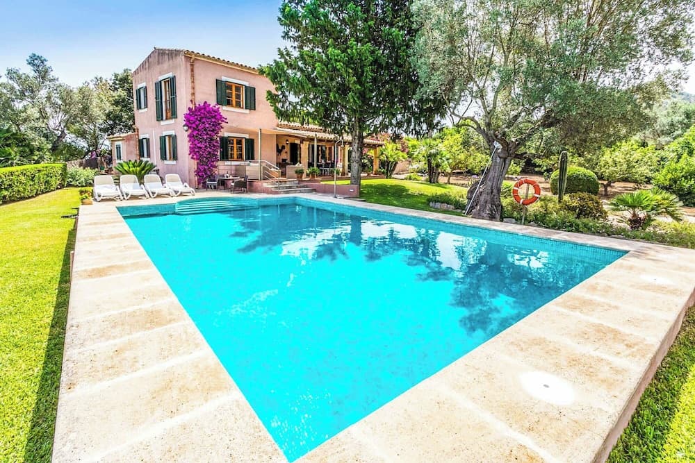 Villa Alzina